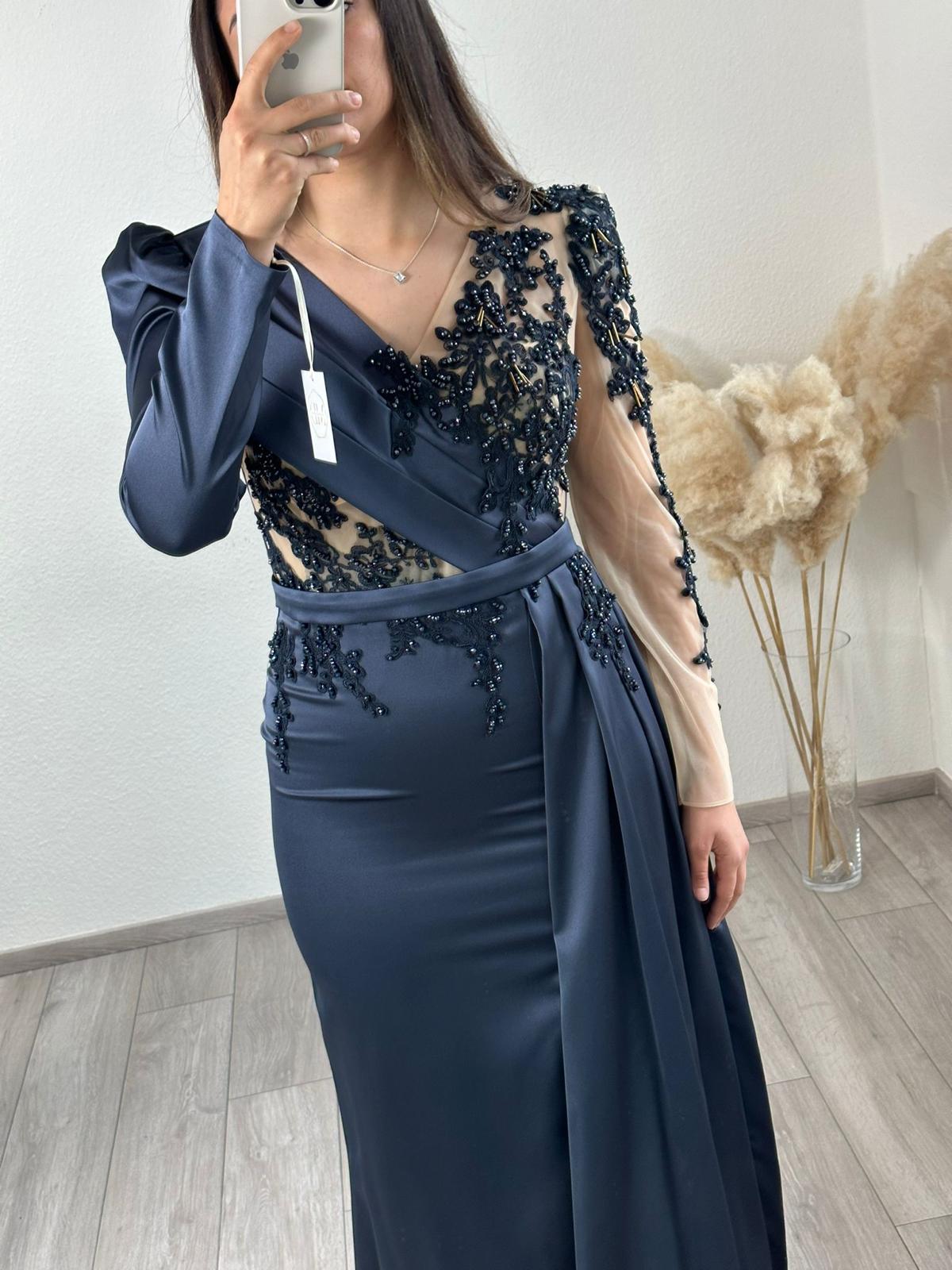Merve Dress