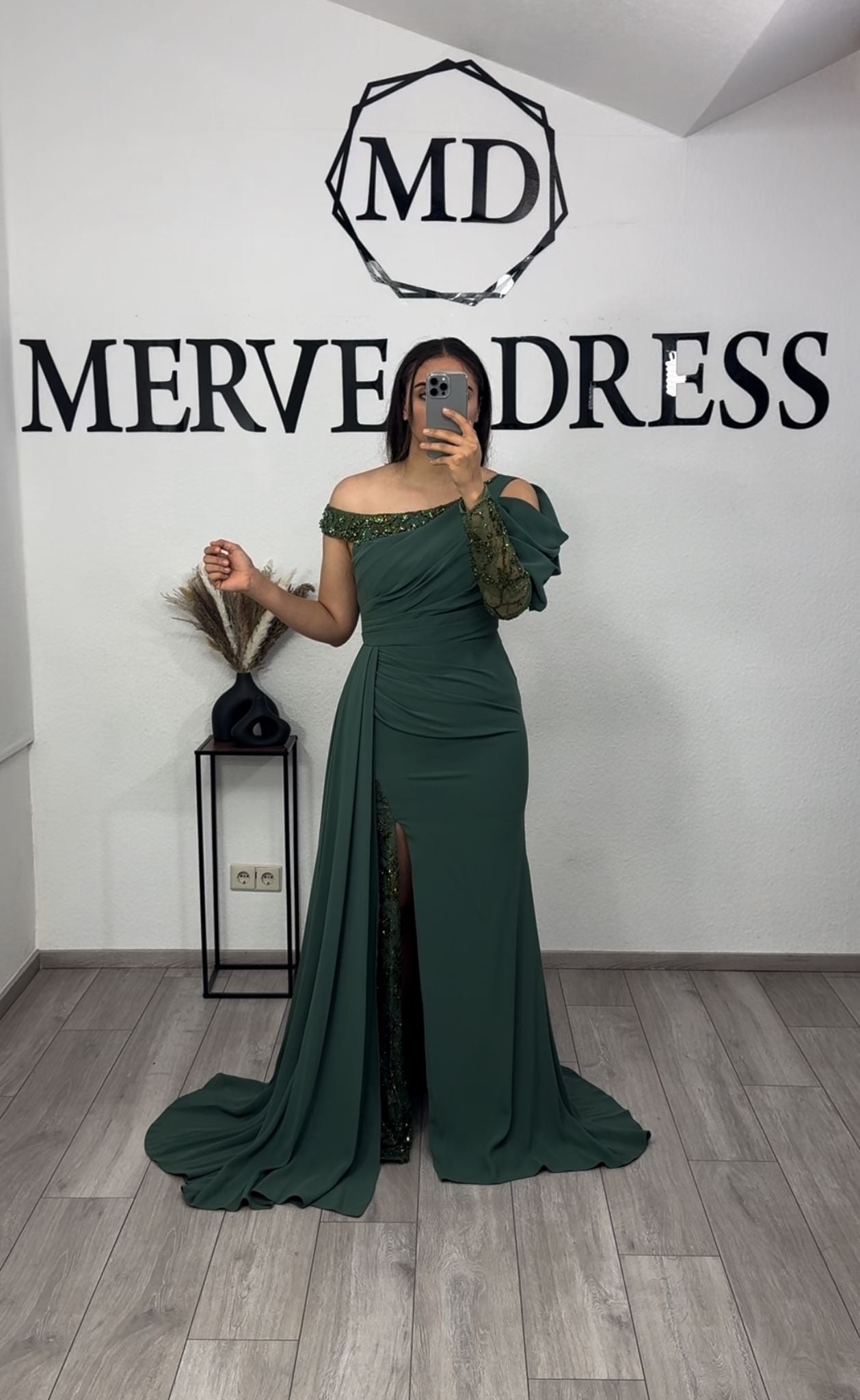 Dilan Dress