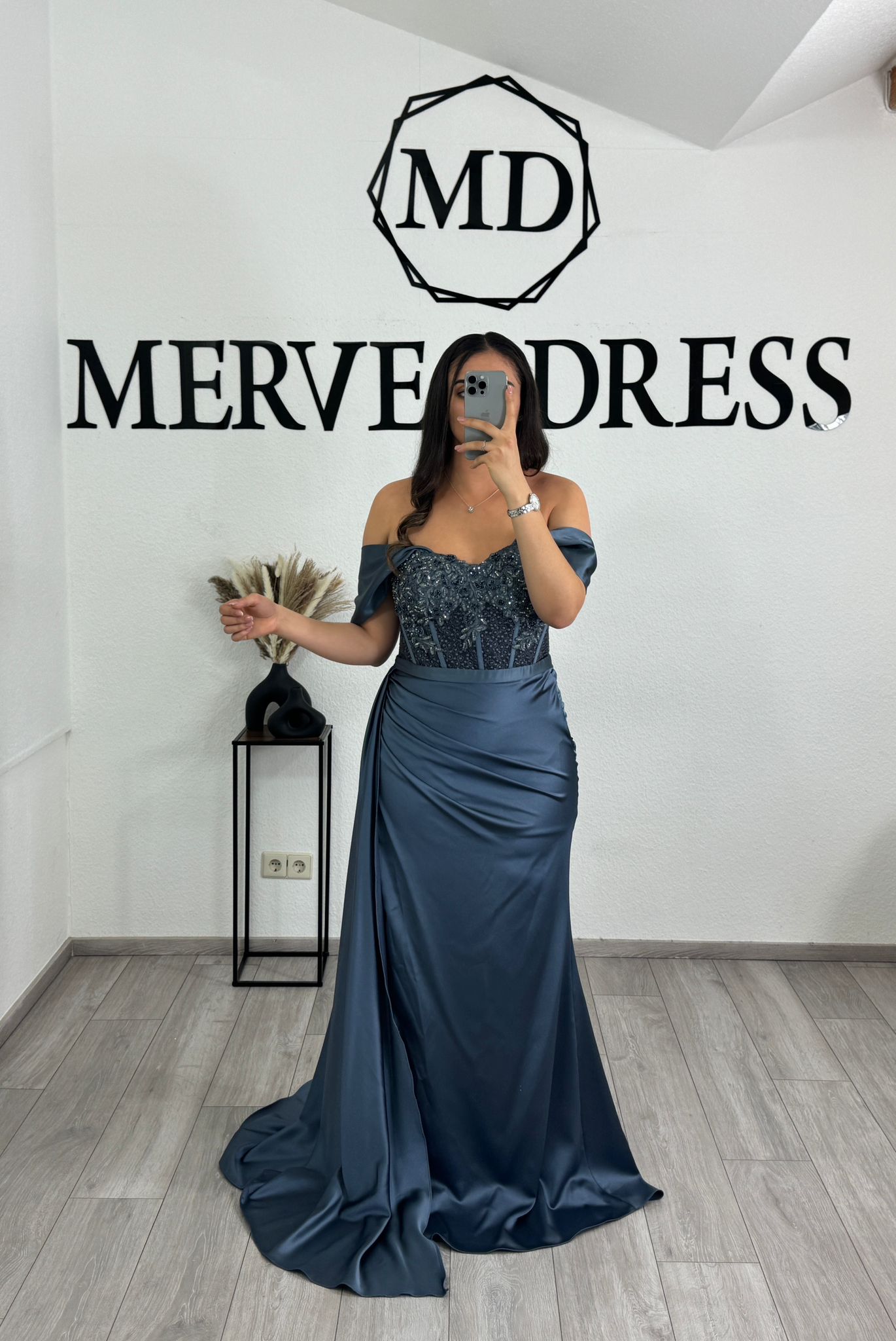 Ela Dress - grau